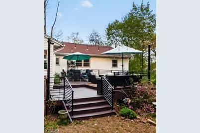 7 Squire Ln, Wayne, NJ 07470 - Photo 37
