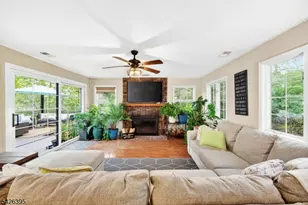 7 Squire Ln, Wayne, NJ 07470 - Photo 19