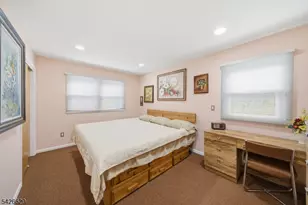 42 Schoolhouse Rd, Randolph Township, NJ 07869 - Photo 17