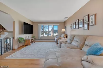 191 Pershing Rd, Clifton, NJ 07013 - Photo 9