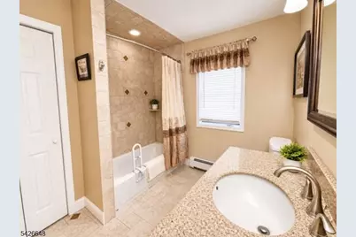 191 Pershing Rd, Clifton, NJ 07013 - Photo 17
