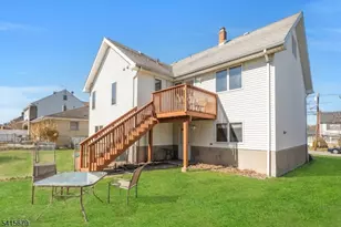 191 Pershing Rd, Clifton, NJ 07013 - Photo 27