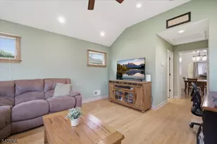 861 Liberty Ave, Union Township, NJ 07083 - Photo 13