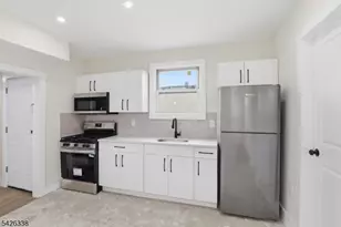 470 14th Ave, Newark, NJ 07106 - Photo 25
