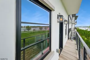 5 Harbor Front Terrace, Elizabeth, NJ 07206 - Photo 25