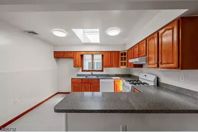 939 Grove St, Elizabeth, NJ 07202 - Photo 7