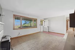 117 Linaberry Rd, Knowlton Township, NJ 07832 - Photo 15