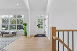 32 W McClellan Ave, Livingston, NJ 07039 - Photo 11