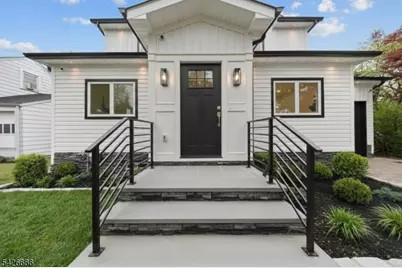 75 Katherine Ave, Clifton, NJ 07012 - Photo 3