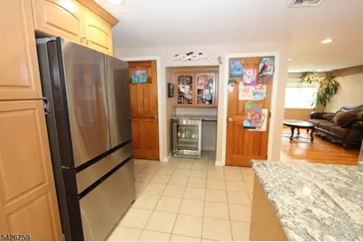 7 Stuart St, Waldwick, NJ 07463 - Photo 13