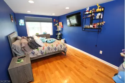7 Stuart St, Waldwick, NJ 07463 - Photo 31