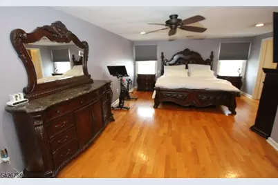 7 Stuart St, Waldwick, NJ 07463 - Photo 33