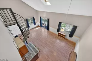 23 Wimbledon Dr, Vernon, NJ 07462 - Photo 13