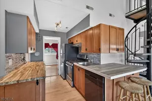 23 Wimbledon Dr, Vernon, NJ 07462 - Photo 5