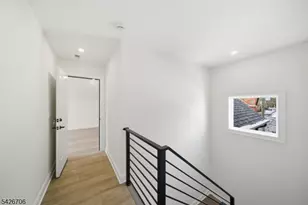 28 Irving St, Montclair, NJ 07042 - Photo 21
