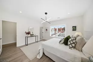 28 Irving St, Montclair, NJ 07042 - Photo 15