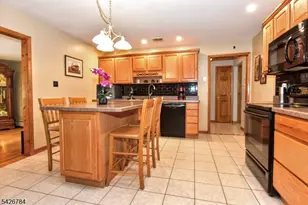 48 Maple Ave, Montville Township, NJ 07058 - Photo 5