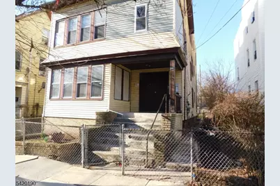 282 Renner Ave, Newark, NJ 07112 - Photo 1