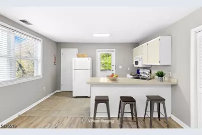 22 Orchard St, Summit, NJ 07901 - Photo 5