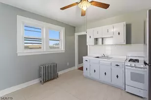 10 Garfield St, Linden, NJ 07036 - Photo 7