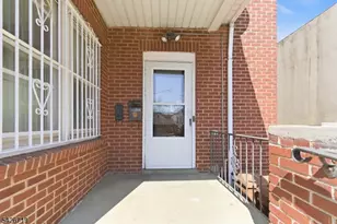 10 Garfield St, Linden, NJ 07036 - Photo 3