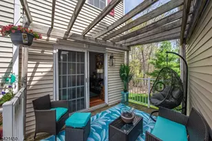6 Brock Ln, Mount Olive, NJ 07840 - Photo 3