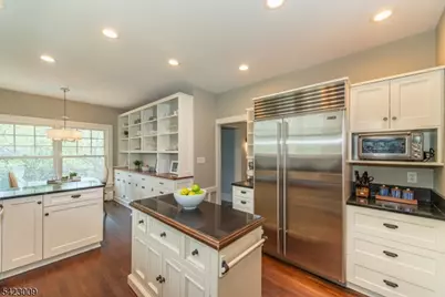 104 Gates Ave, Montclair, NJ 07042 - Photo 21