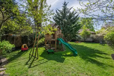 104 Gates Ave, Montclair, NJ 07042 - Photo 45