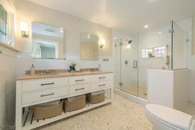 104 Gates Ave, Montclair, NJ 07042 - Photo 35