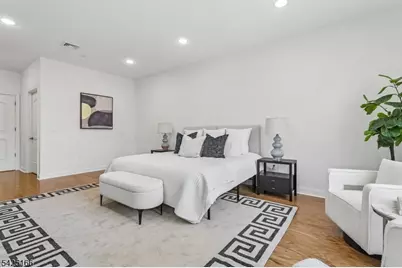 211 Metzger Dr, West Orange Township, NJ 07052 - Photo 19