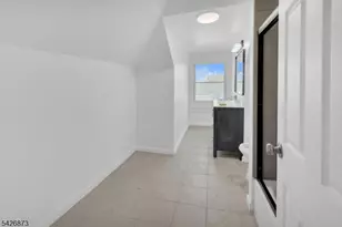 44 Farley Ave, Newark, NJ 07108 - Photo 15