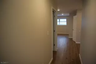 28 Davis St, Harrison, NJ 07029 - Photo 11