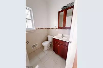 28 Davis St, Harrison, NJ 07029 - Photo 17