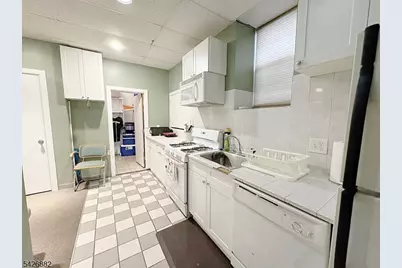 84 Saint Marys Pl, Nutley, NJ 07110 - Photo 37