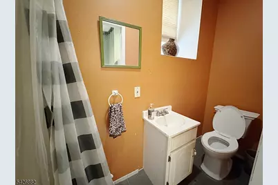 84 Saint Marys Pl, Nutley, NJ 07110 - Photo 29