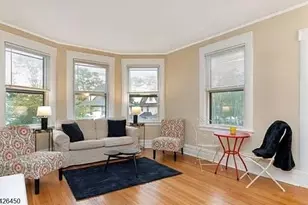 4 Claremont Pl, Montclair, NJ 07042 - Photo 3
