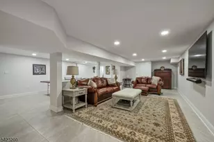 11 Cedar St, Bernards Township, NJ 07920 - Photo 33