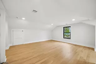 111 N Summit Ave, Chatham, NJ 07928 - Photo 33