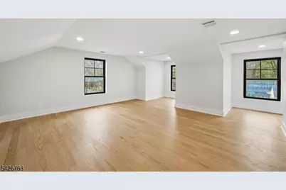 111 N Summit Ave, Chatham, NJ 07928 - Photo 33