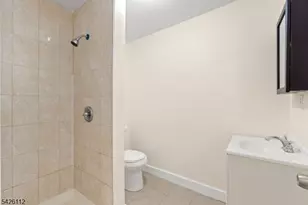 162 Columbia Ave, Newark, NJ 07106 - Photo 11