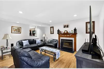 51 Liberty Ln, Franklin, NJ 07416 - Photo 9