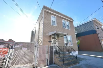 125-129 Malvern St, Newark, NJ 07105 - Photo 3