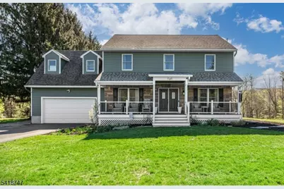8 East Gate Dr, Vernon, NJ 07418 - Photo 1