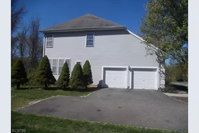 11 Shadow Hill Way, Washington Township, NJ 07840 - Photo 3