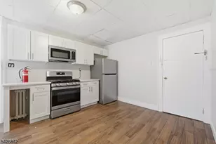 68 Mill St, Belleville, NJ 07109 - Photo 3
