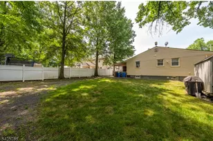 278 North Dr, North Plainfield, NJ 07060 - Photo 13