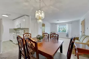 846 Riverside Ave, Lyndhurst Township, NJ 07071 - Photo 17