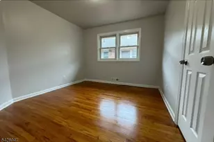 315 W Price St, Linden, NJ 07036 - Photo 5