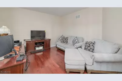 814 Rachel Dr, Franklin Township, NJ 08322 - Photo 1