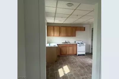 630 Dewey Ave #B, Alpha, NJ 08865 - Photo 3